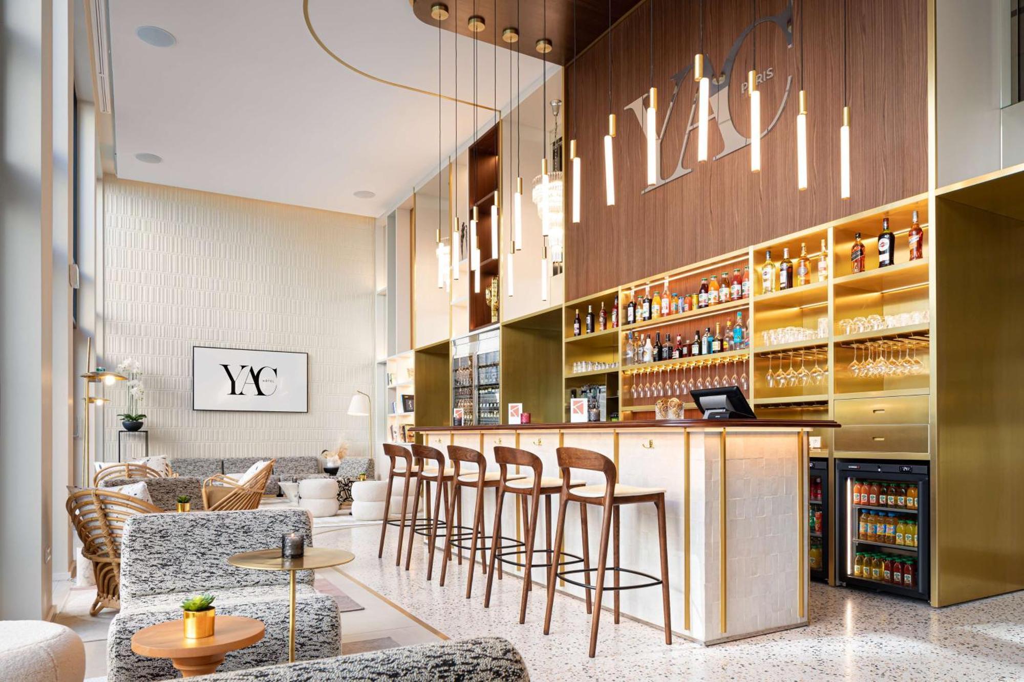 Hotel Yac Paris Clichy, A Member Of Radisson Individuals Exteriör bild