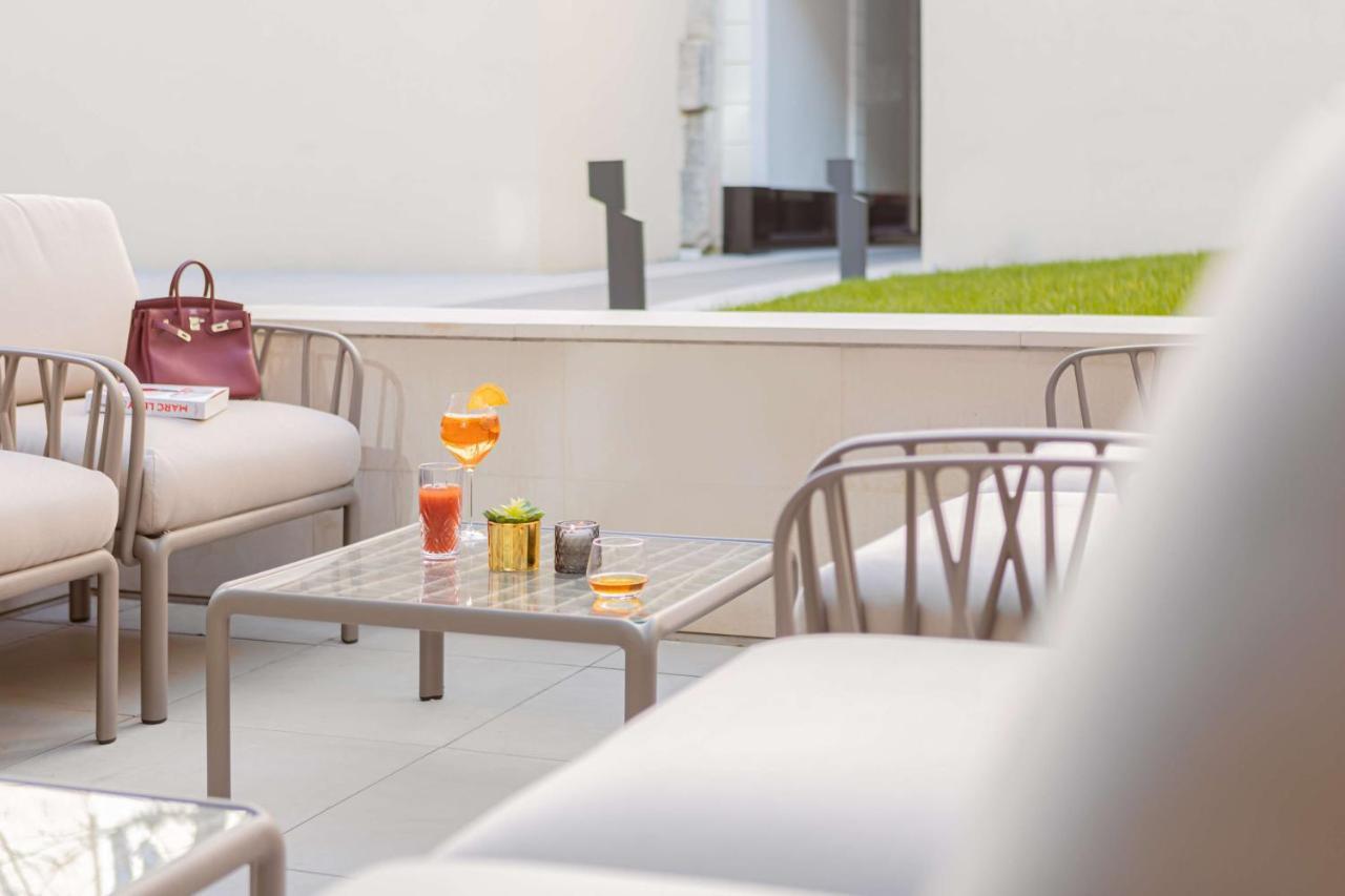 Hotel Yac Paris Clichy, A Member Of Radisson Individuals Exteriör bild